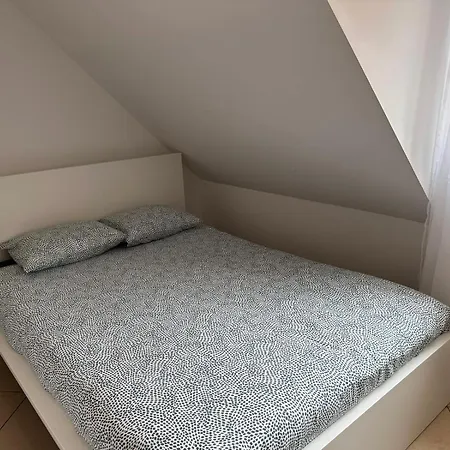 Golebia-budget Bed & Breakfast